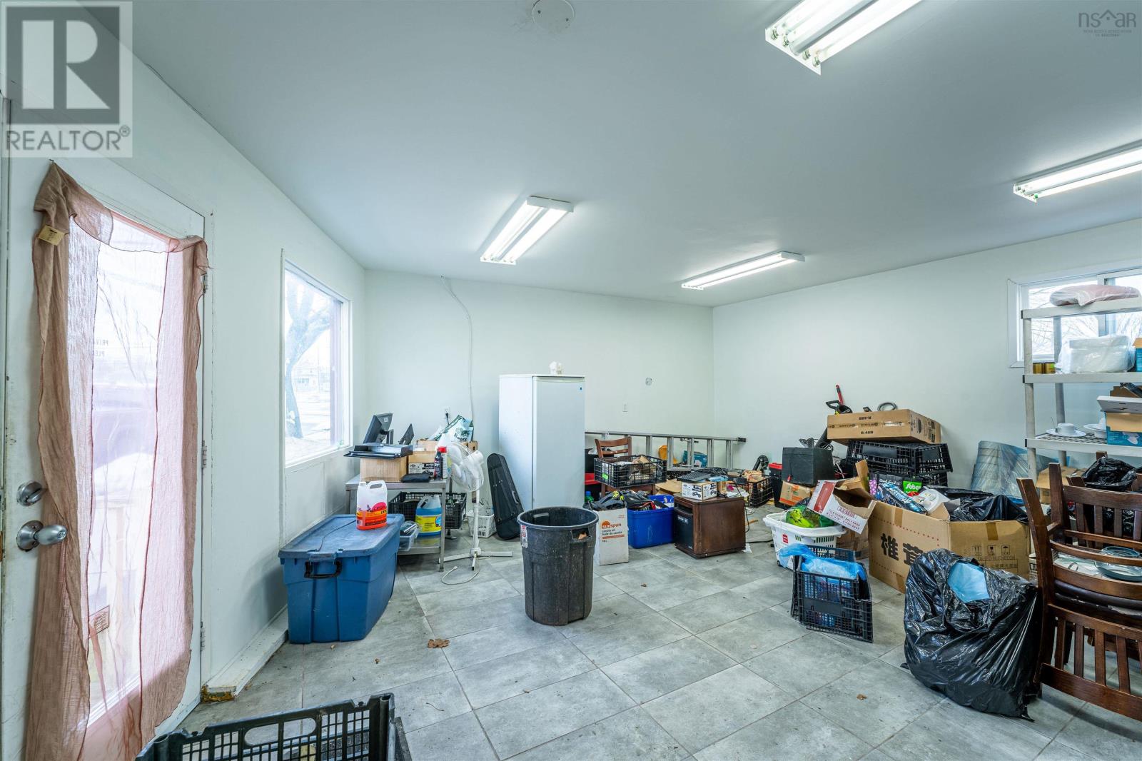 5926 Hillside Avenue, Halifax, Nova Scotia  B3K 2S5 - Photo 8 - 202405213