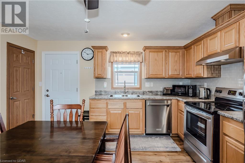 41 Cedarbush Crescent Pvt Crescent, Puslinch, Ontario  N0B 2J0 - Photo 8 - 40556579
