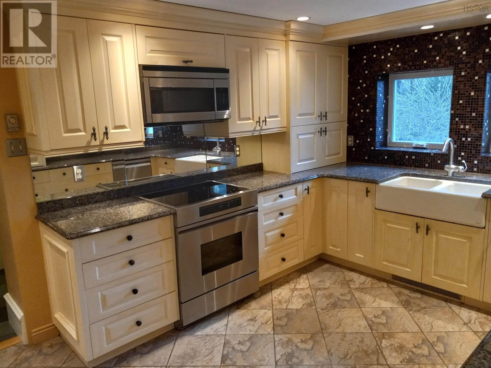 3 Boulderwood Road, Halifax, Nova Scotia  B3P 2J3 - Photo 7 - 202404910