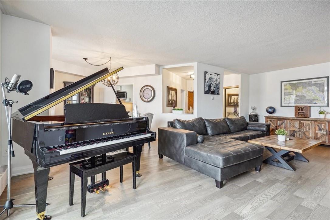 5250 Lakeshore Road, Unit #908, Burlington, Ontario  L7L 5L2 - Photo 8 - H4188441