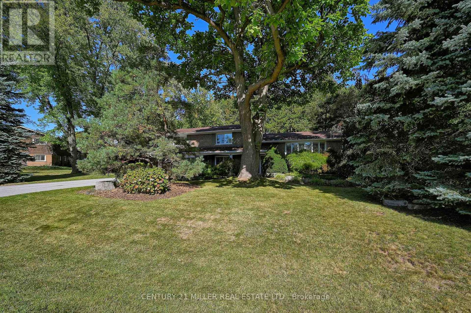 153 Wolfdale Ave, Oakville, Ontario  L6L 4R9 - Photo 3 - W8164776