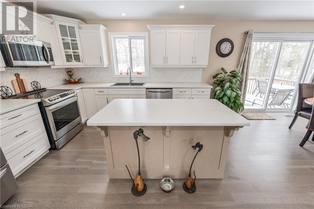 61 Campbell Crescent, Sauble Beach, Ontario  N0H 2G0 - Photo 9 - 40560300
