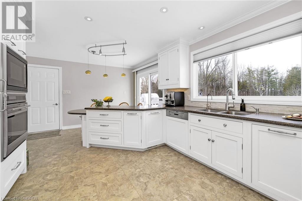 10566 Second Line, Nassagaweya, Ontario  L0P 1B0 - Photo 11 - 40555374