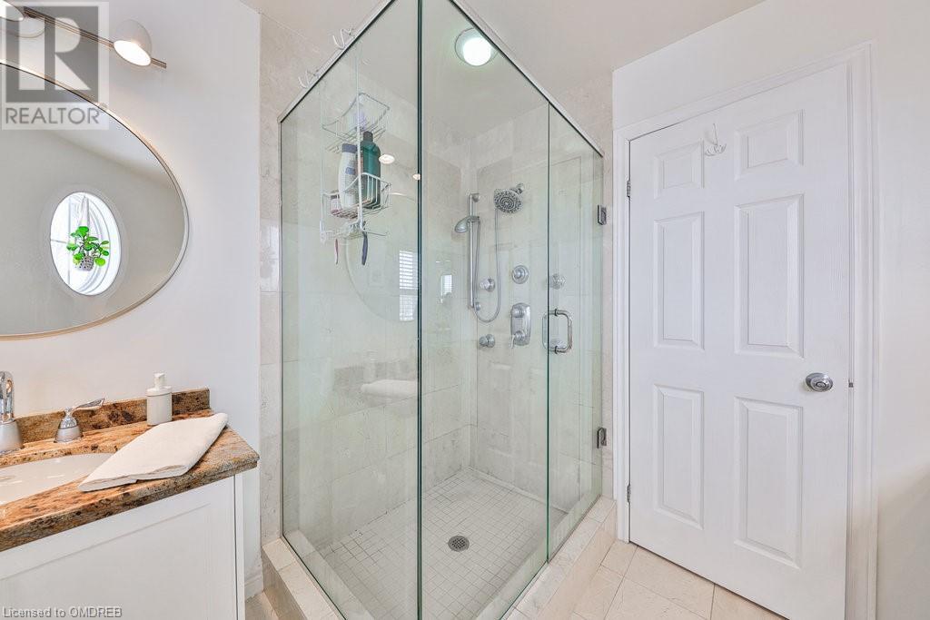 104 Garth Trails Crescent, Hamilton, Ontario  L9B 2X2 - Photo 31 - 40553128