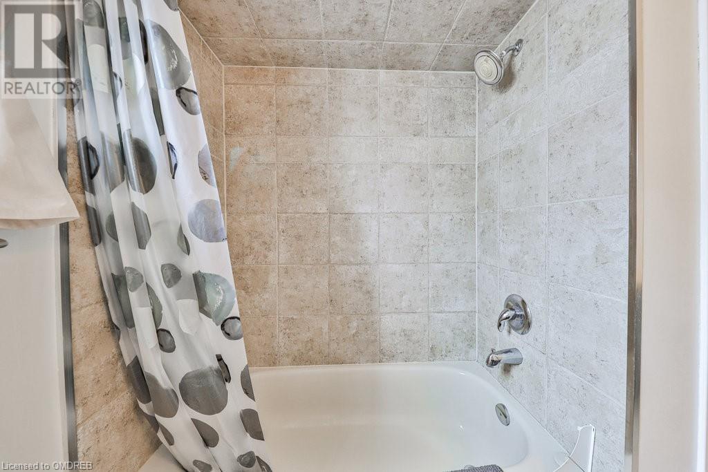 104 Garth Trails Crescent, Hamilton, Ontario  L9B 2X2 - Photo 39 - 40553128