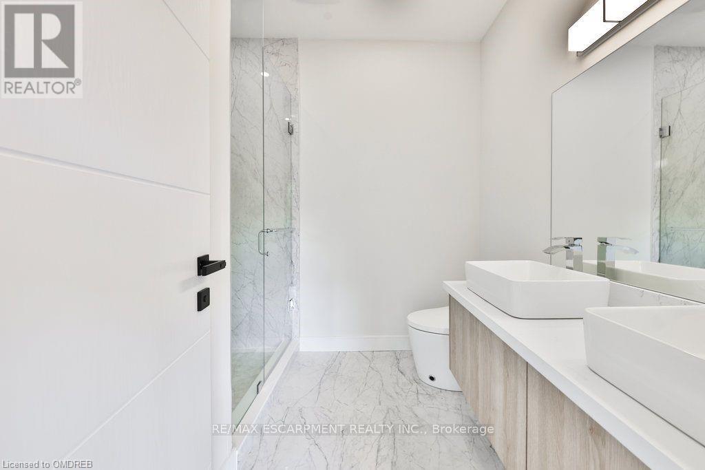 1459 Petrie Way, Mississauga, Ontario  L5J 3Z7 - Photo 24 - 40560184