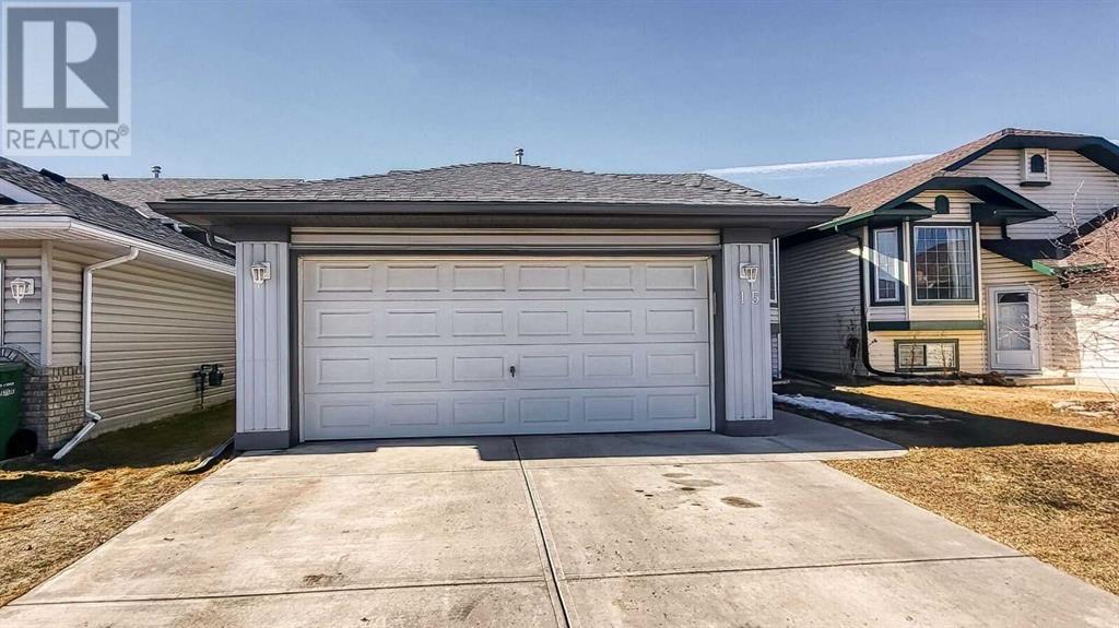 15 Willowbrook Crescent NW, airdrie, Alberta