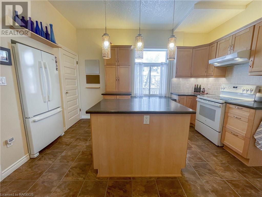 401 5th Avenue, Hanover, Ontario  N4N 2C7 - Photo 14 - 40555688