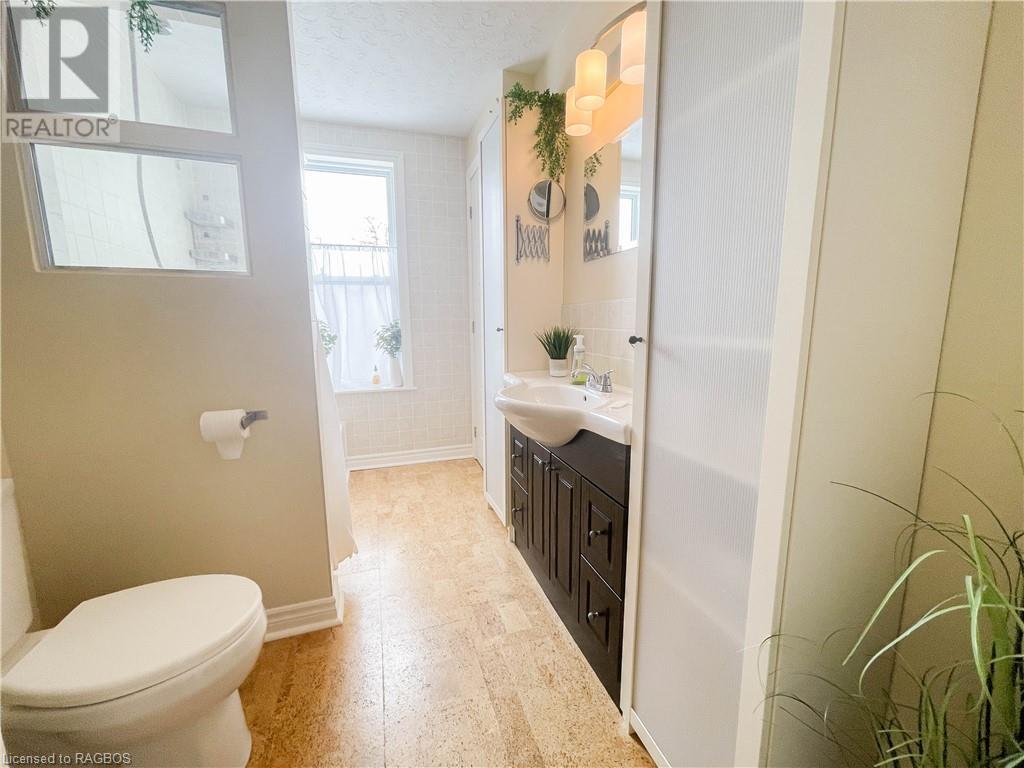 401 5th Avenue, Hanover, Ontario  N4N 2C7 - Photo 29 - 40555688