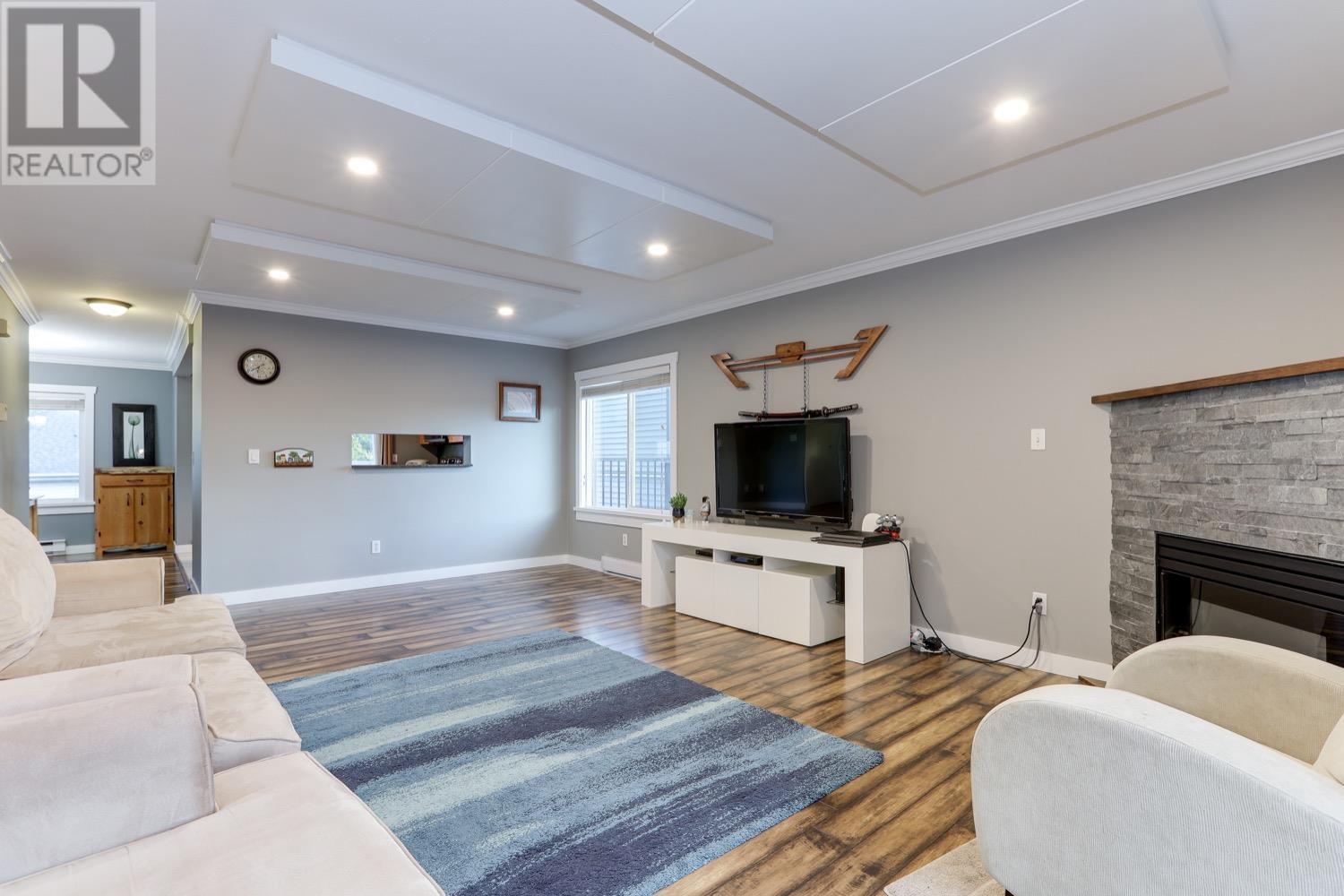 16 1850 Harbour Street, Port Coquitlam, British Columbia  V3C 1A3 - Photo 4 - R2862142
