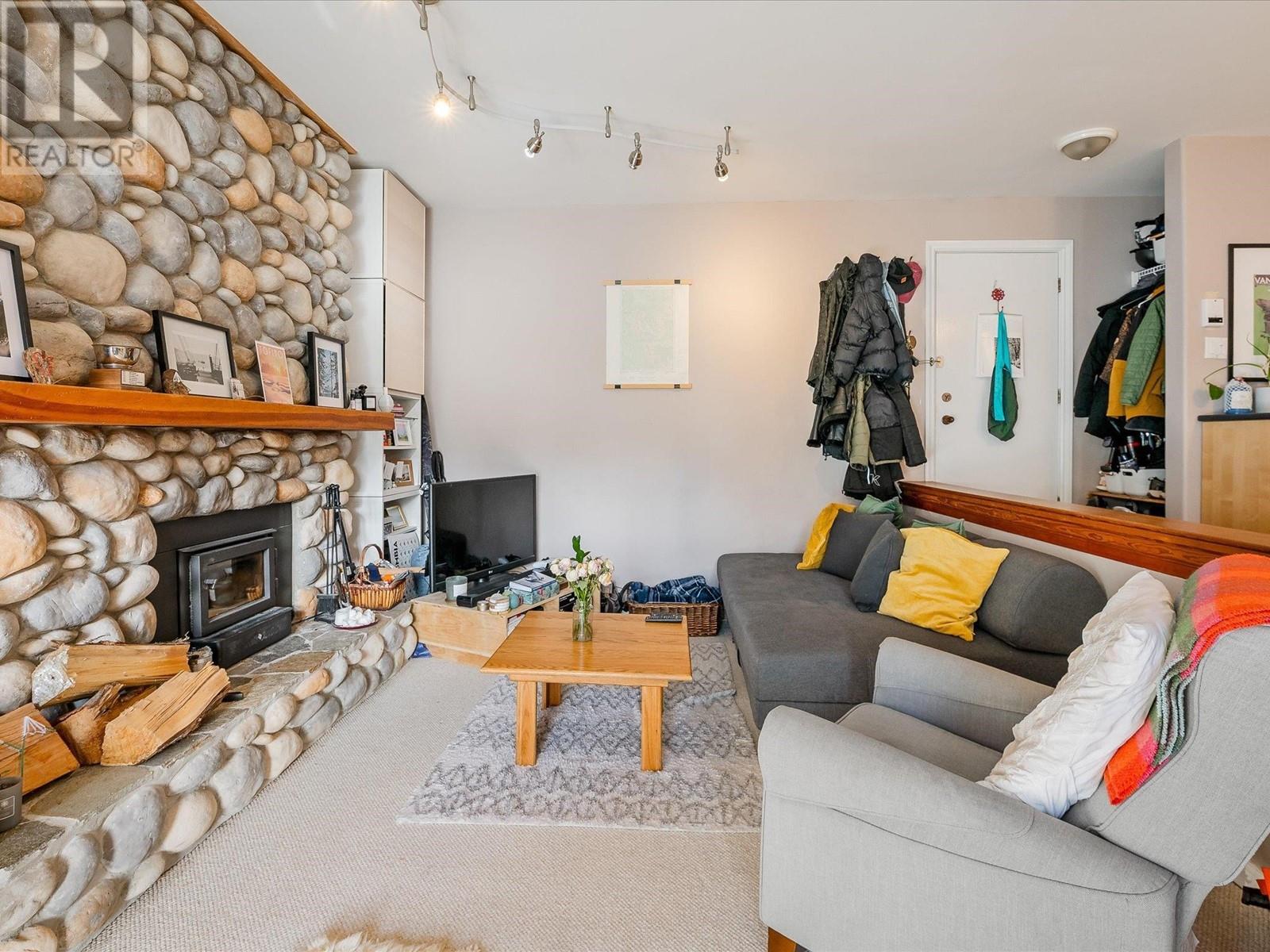 D204 1400 Alta Lake Road, Whistler, British Columbia  V0N 1B1 - Photo 10 - R2862151