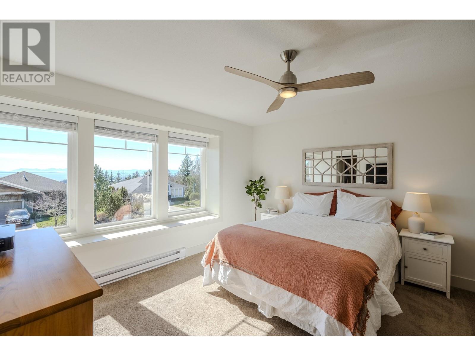 6388 Picadilly Place, Sechelt, British Columbia  V7Z 0N9 - Photo 12 - R2862153