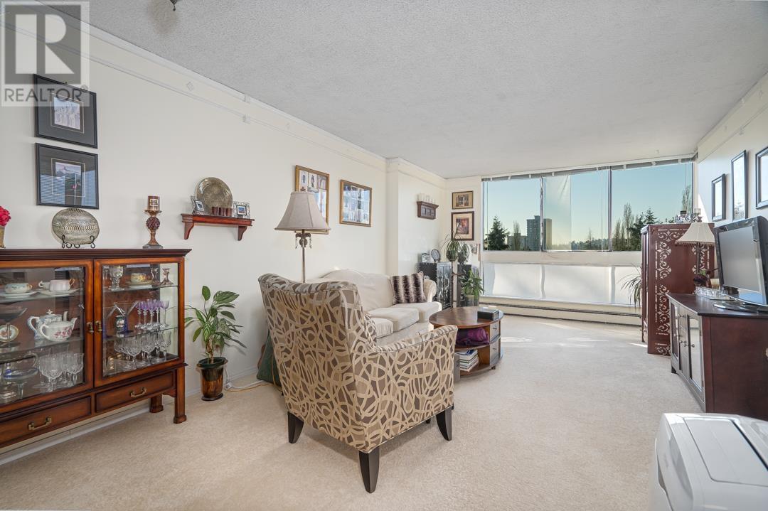 703 9280 Salish Court, Burnaby, British Columbia  V3J 7J8 - Photo 2 - R2862158