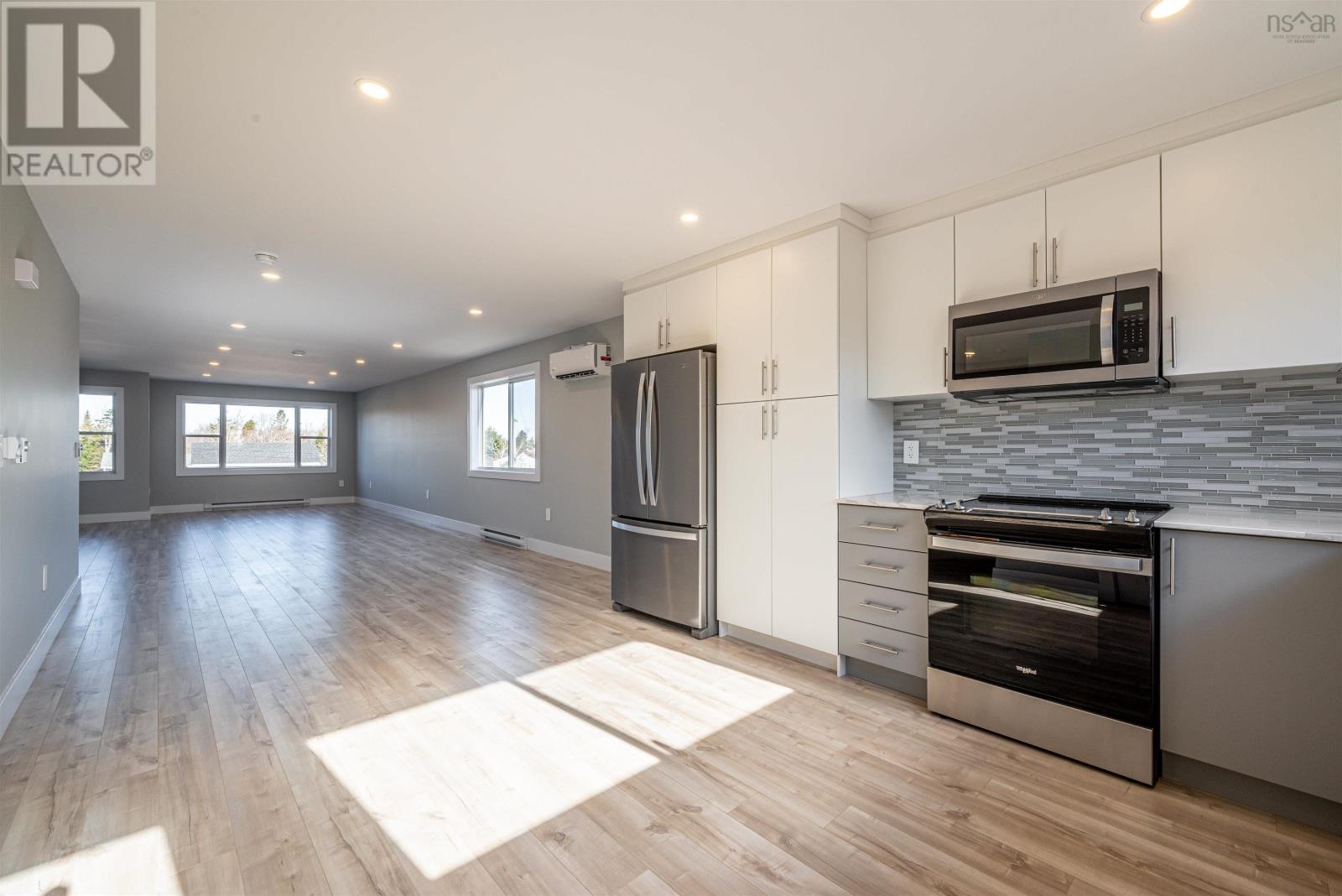 4 Charlton Avenue, Halifax, Nova Scotia  B3R 1B1 - Photo 20 - 202405273