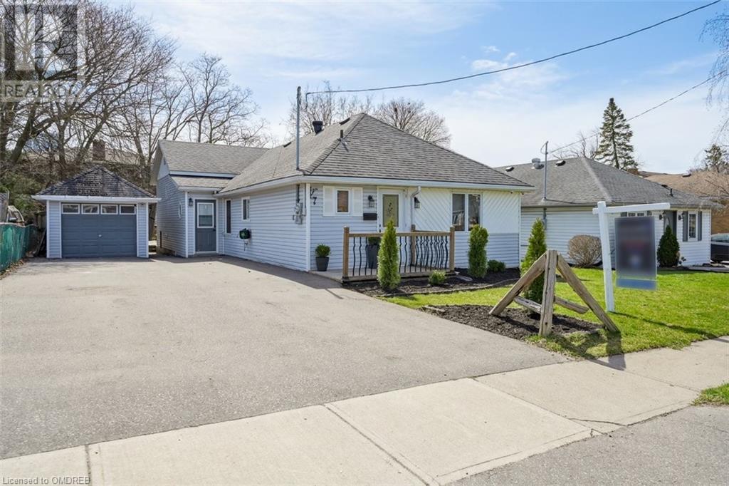 7 Mc Caul Street, Brampton, Ontario  L6V 1H8 - Photo 4 - 40560169