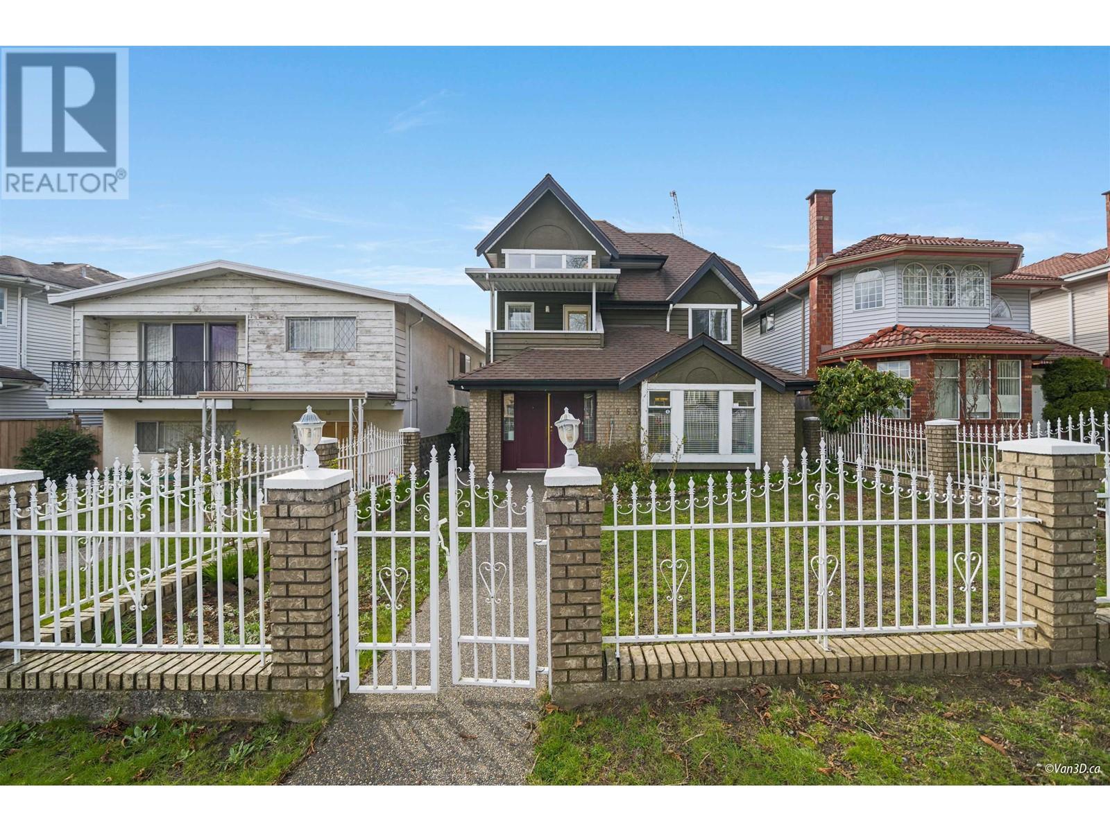 8163 Fremlin Street, Vancouver, British Columbia  V6P 3W9 - Photo 1 - R2862196