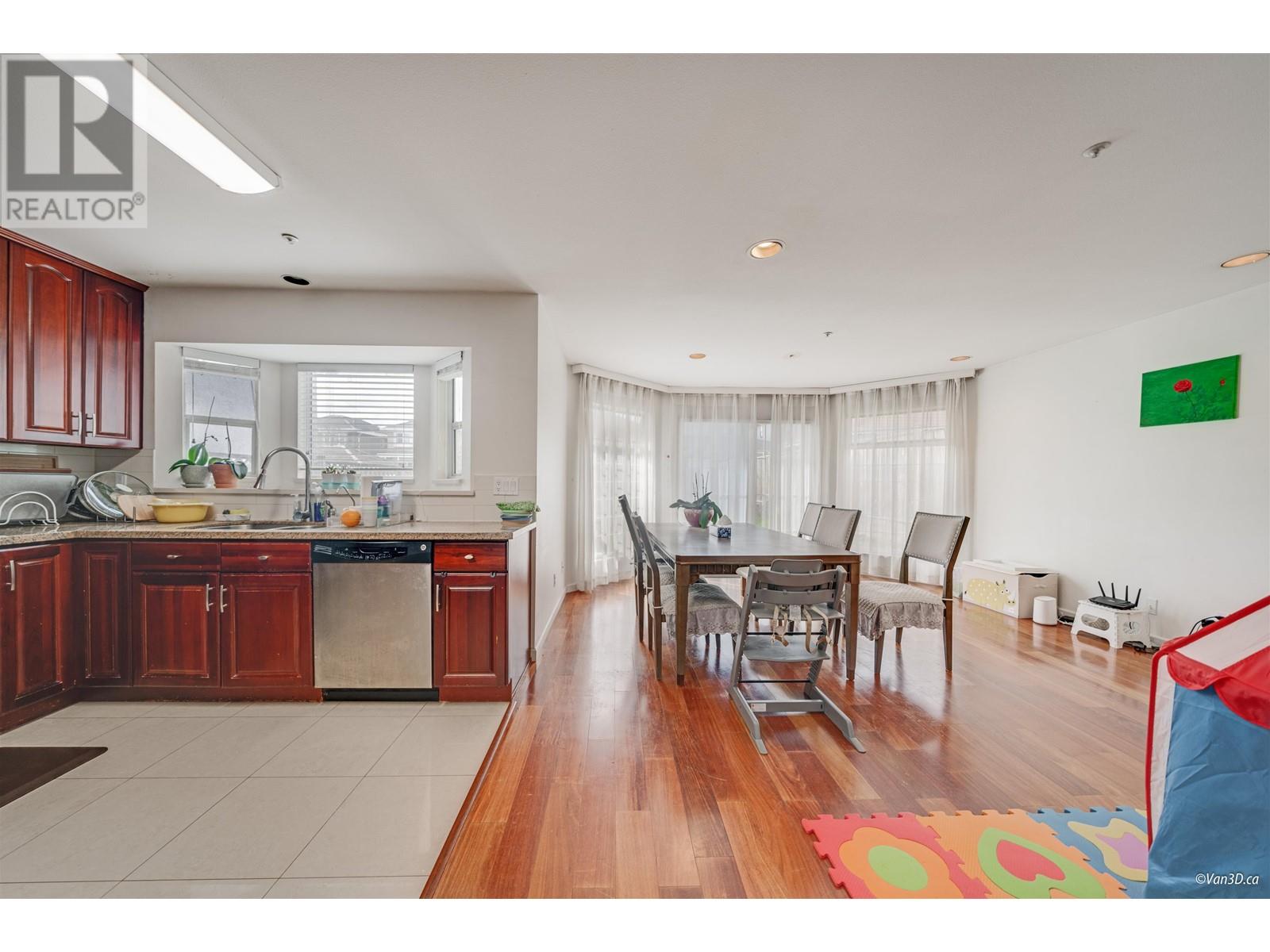 8163 Fremlin Street, Vancouver, British Columbia  V6P 3W9 - Photo 11 - R2862196