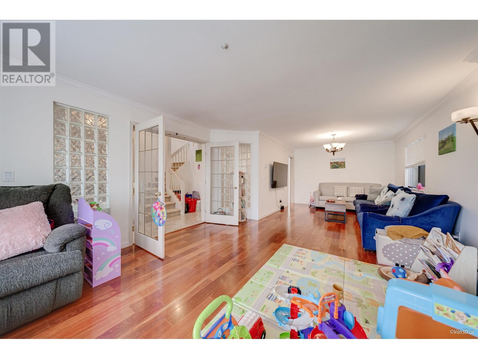 8163 Fremlin Street, Vancouver, British Columbia  V6P 3W9 - Photo 4 - R2862196