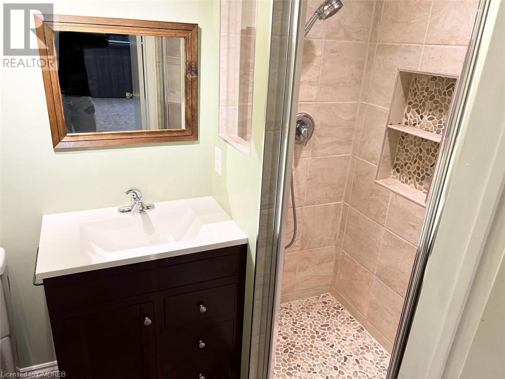 2118 Linmouth Terrace, Burlington, Ontario  L7P 1Y6 - Photo 10 - 40560659