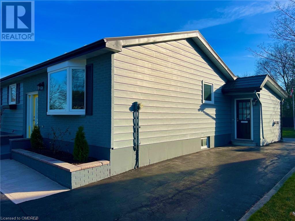2118 Linmouth Terrace, Burlington, Ontario  L7P 1Y6 - Photo 2 - 40560659
