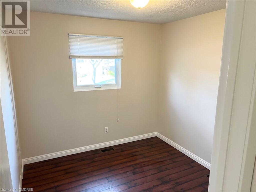 2118 Linmouth Terrace, Burlington, Ontario  L7P 1Y6 - Photo 9 - 40560659