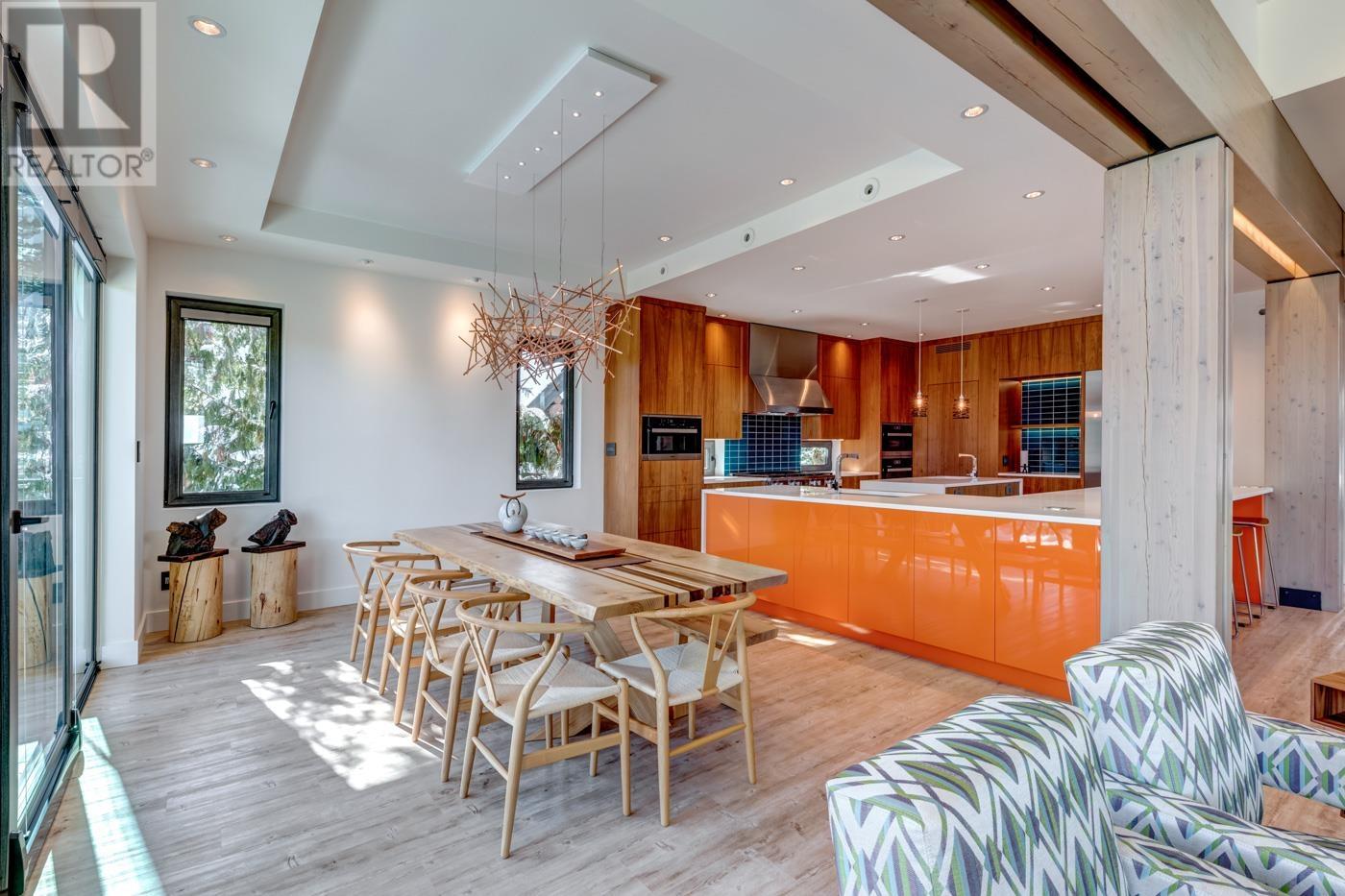 3418 Blueberry Drive, Whistler, British Columbia  V8E 0B9 - Photo 8 - R2860358