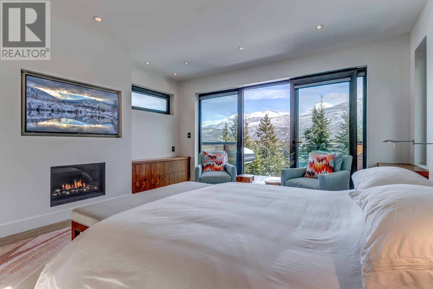 3418 Blueberry Drive, Whistler, British Columbia  V8E 0B9 - Photo 19 - R2860358