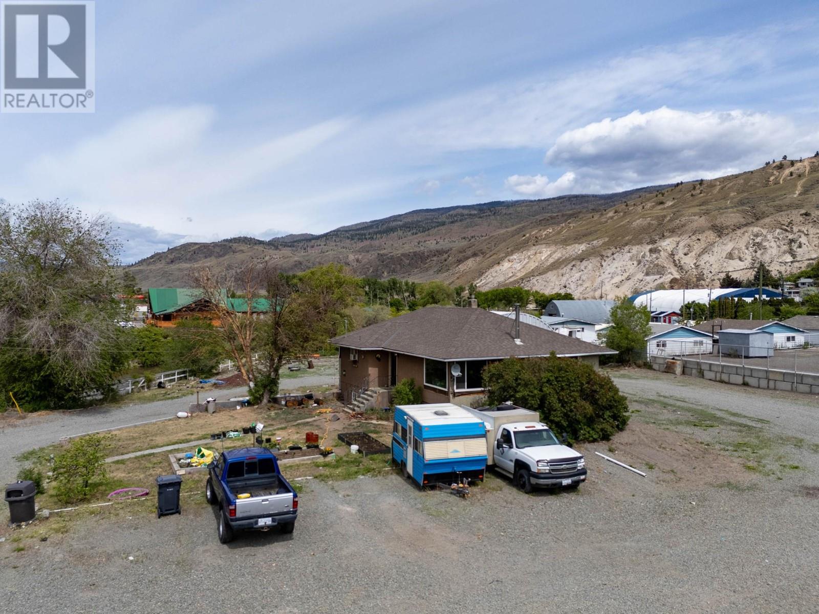 1405 Cariboo Hwy 97, Cache Creek, British Columbia   - Photo 2 - 177376