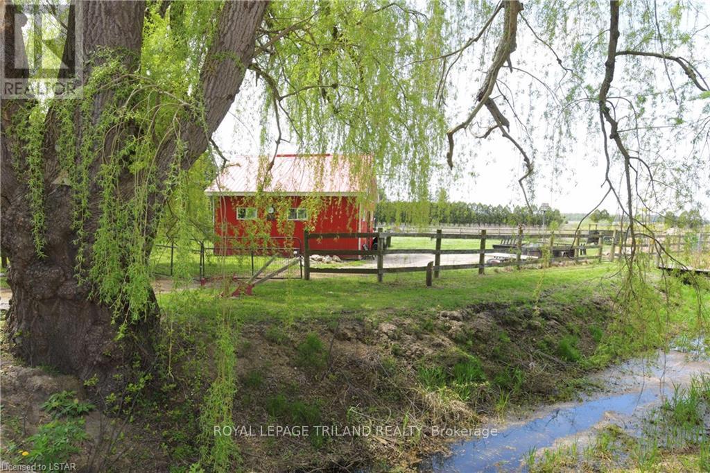 9078 Century Dr, Strathroy-Caradoc, Ontario  N0L 1W0 - Photo 27 - X8166806
