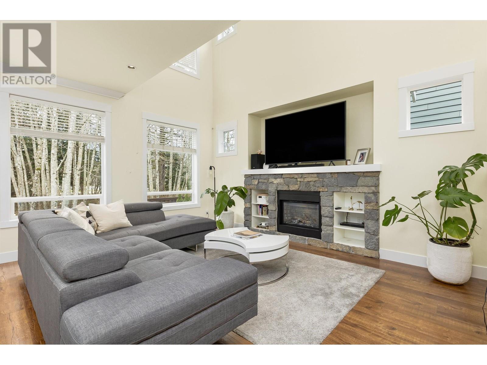 39085 Kingfisher Road, Squamish, British Columbia  V8B 0S9 - Photo 5 - R2862248