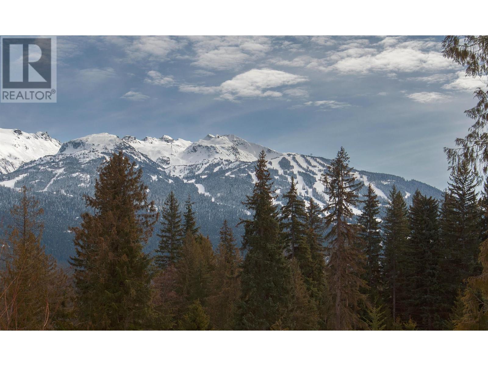 8420 Matterhorn Drive, Whistler, British Columbia  V8E 0G1 - Photo 3 - R2862105