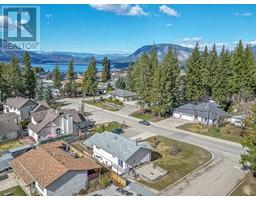 801 26 Street SE, salmon arm, British Columbia