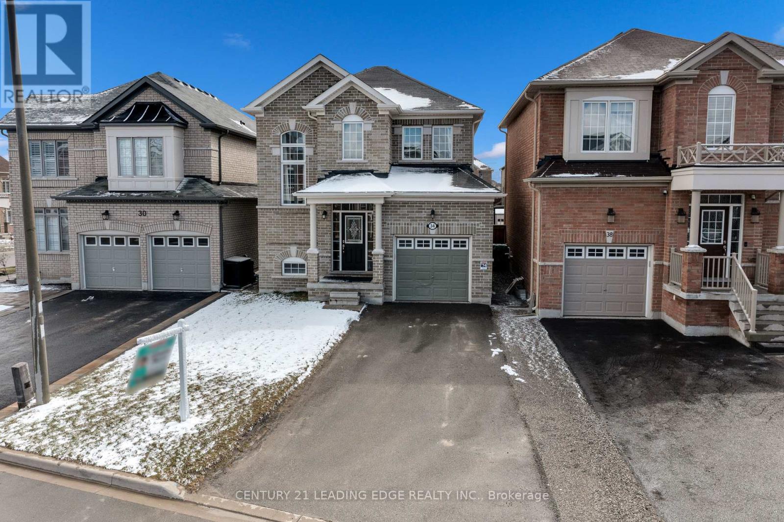 34 NODEN CRES, clarington, Ontario