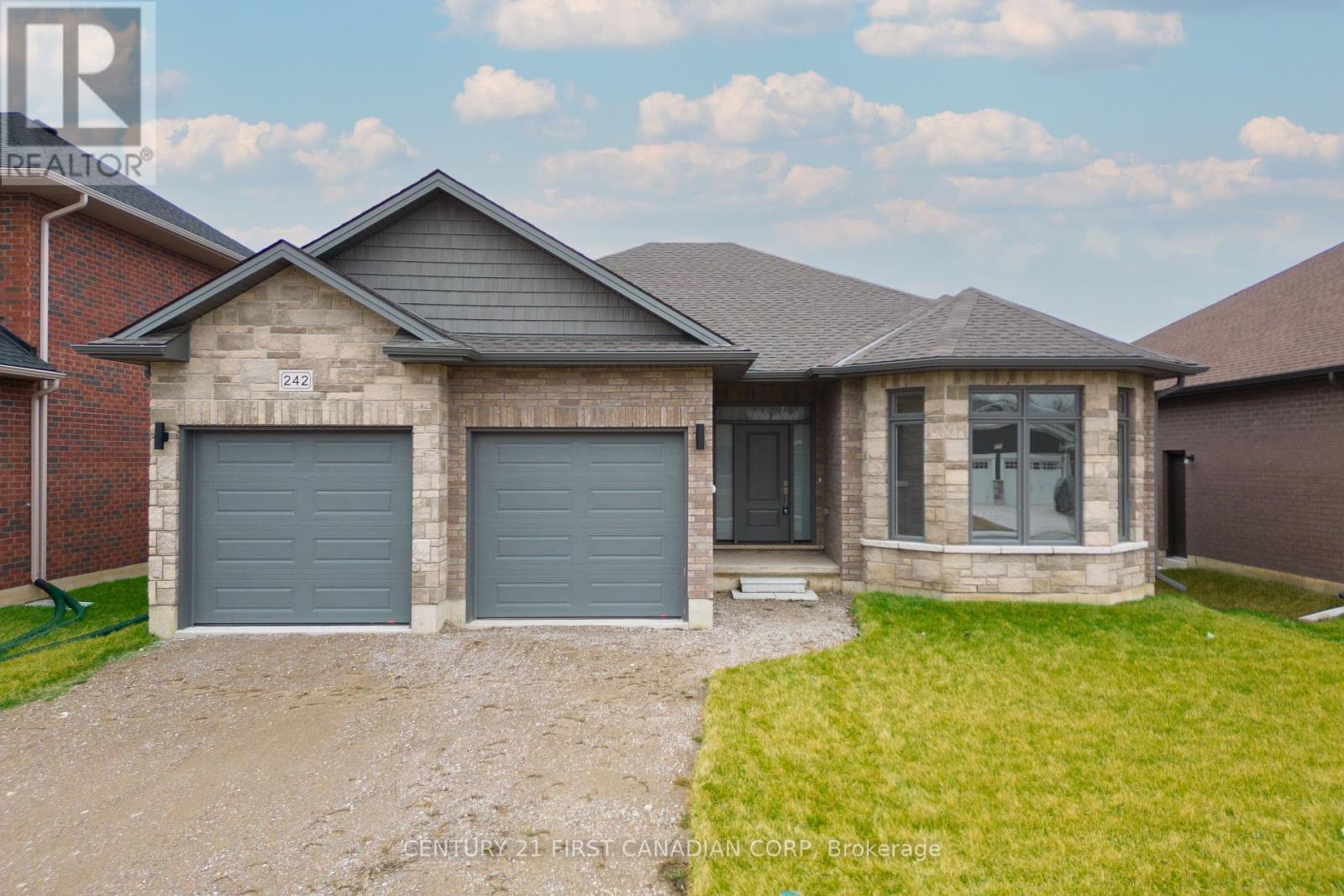 242 Leitch St, Dutton/dunwich, Ontario  N0L 1J0 - Photo 1 - X8167524