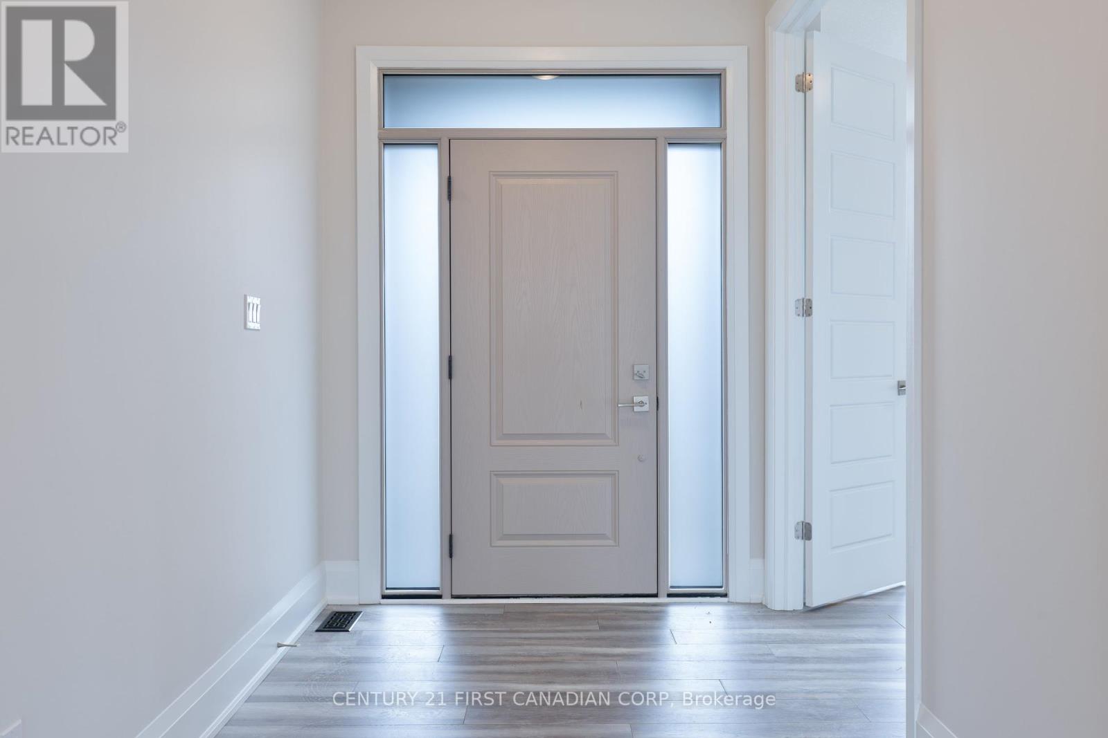 240 Leitch St, Dutton/dunwich, Ontario  N0L 1J0 - Photo 3 - X8167560