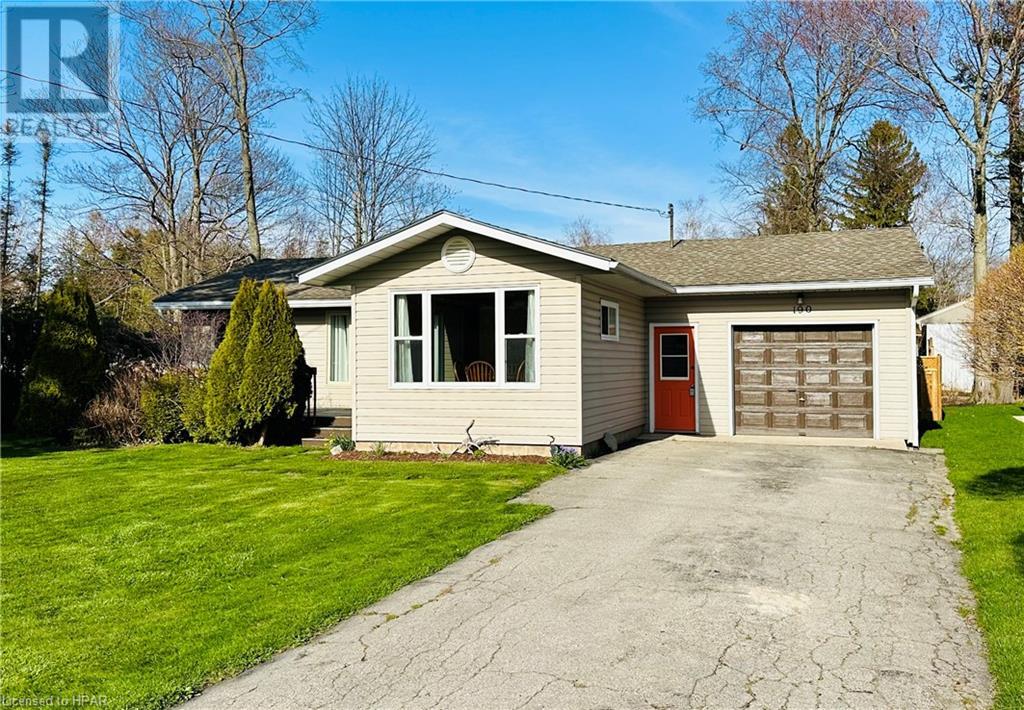 190 Huron Rd Road, Kincardine, Ontario  N2Z 2X3 - Photo 1 - 40560685