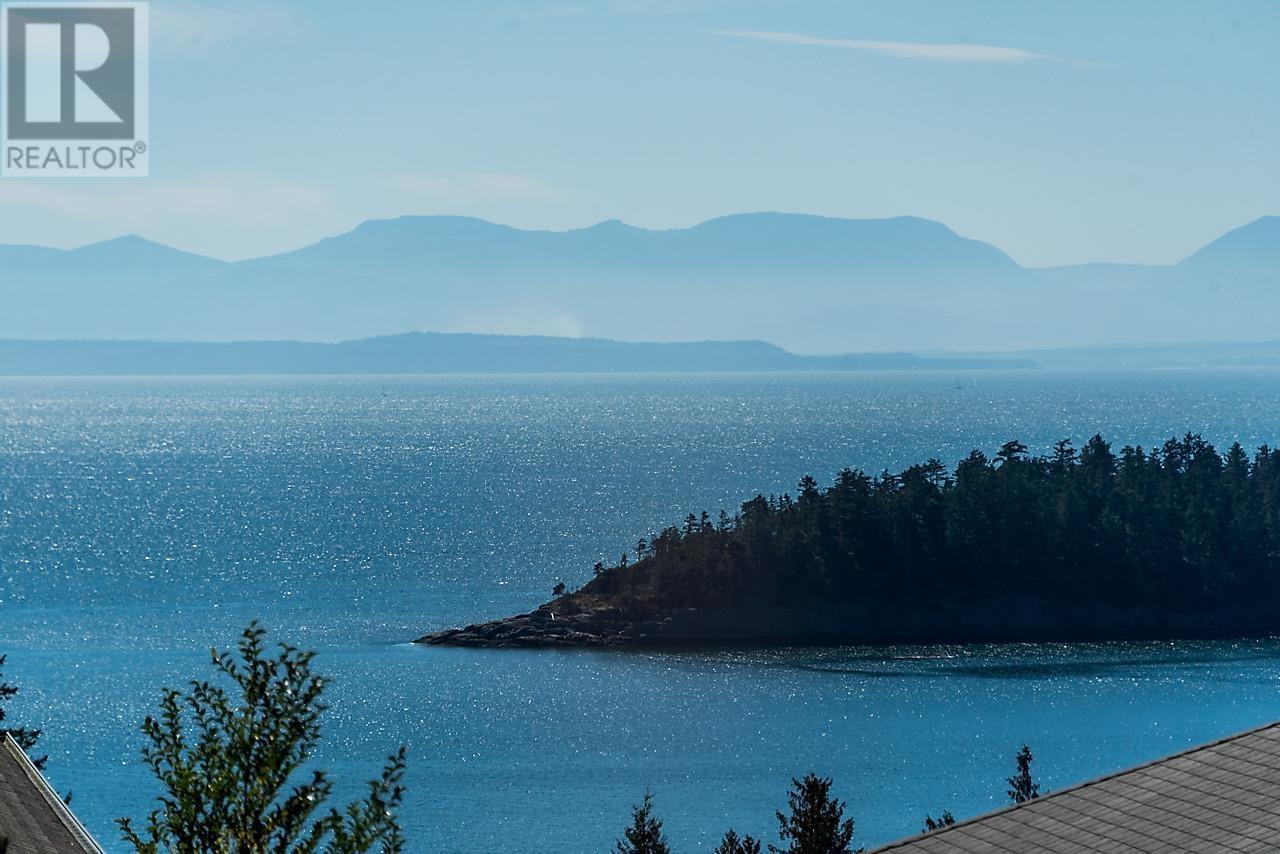 6388 PICADILLY PLACE, sechelt, British Columbia