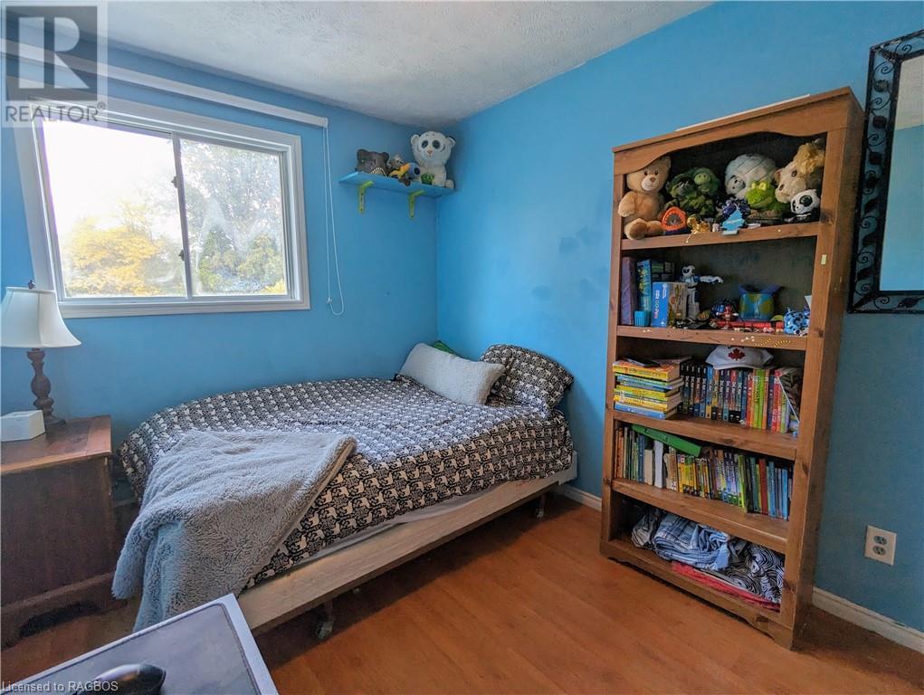 517 2nd Street W, Owen Sound, Ontario  N4K 6R6 - Photo 13 - 40560729