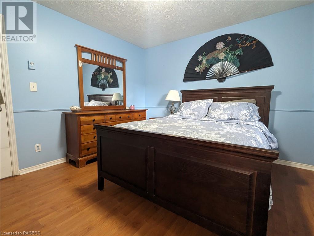 517 2nd Street W, Owen Sound, Ontario  N4K 6R6 - Photo 15 - 40560729