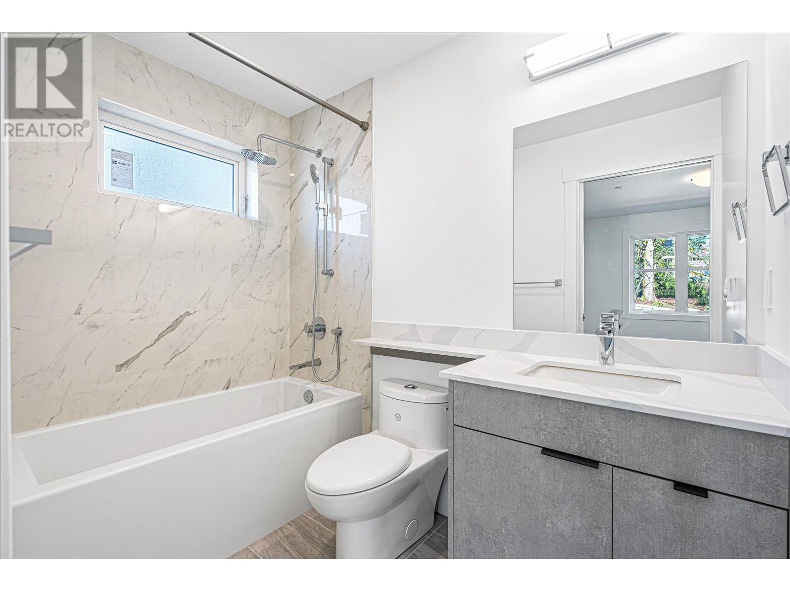47 E Eight Avenue, New Westminster, British Columbia  V3L 4J4 - Photo 16 - R2862387