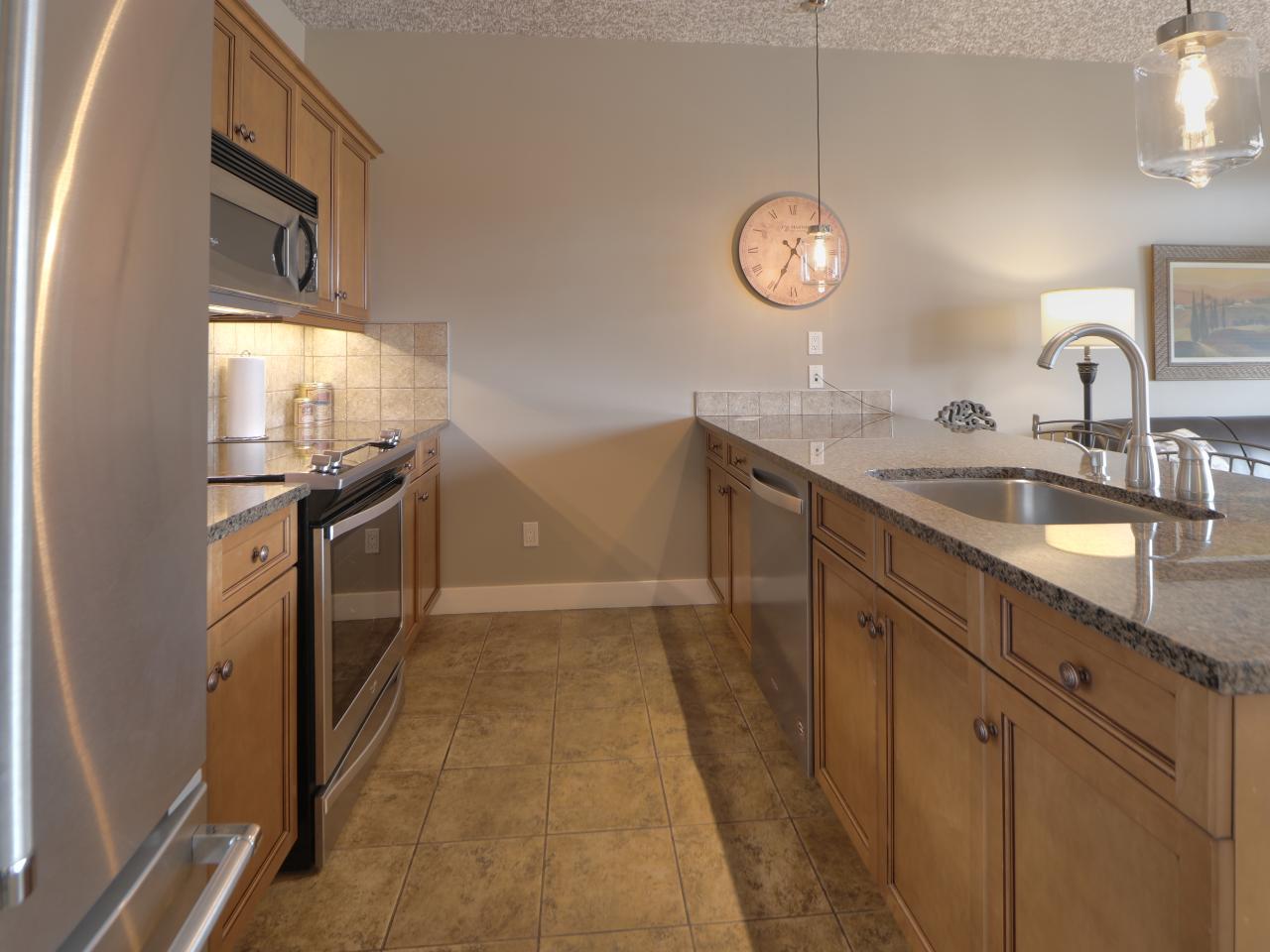 425 B - 400 Bighorn Boulevard, Radium Hot Springs, British Columbia  V0A 1M0 - Photo 21 - 2475659