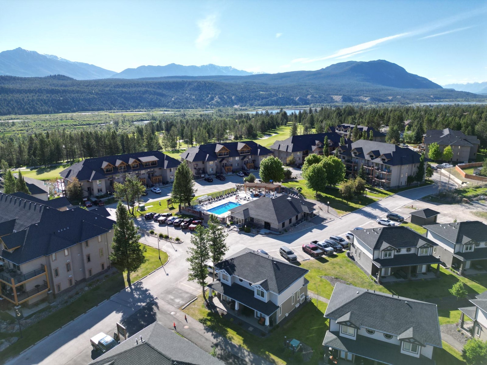 425 B - 400 Bighorn Boulevard, Radium Hot Springs, British Columbia  V0A 1M0 - Photo 4 - 2475659