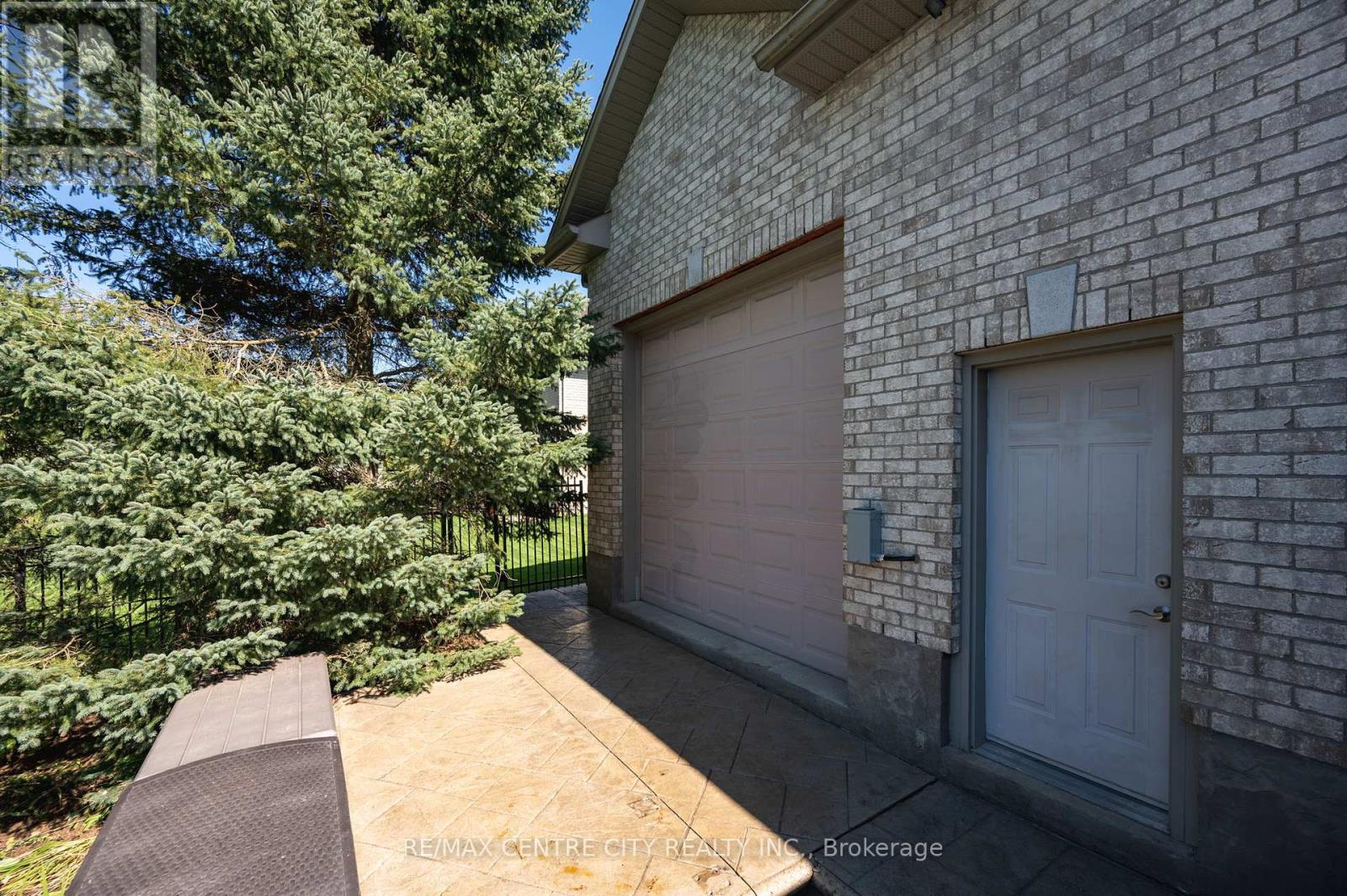 1619 Westdel Bourne Rd S, London, Ontario  N6K 4R1 - Photo 28 - X8168442