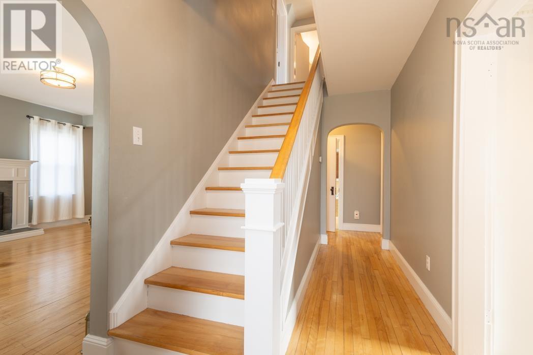 26 Elm Street, Yarmouth, Nova Scotia  B5A 2P9 - Photo 13 - 202405306