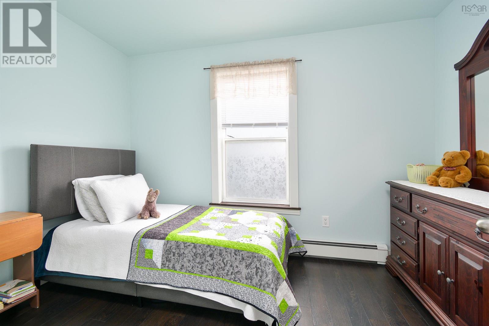 7 Cottage Street, Sydney Mines, Nova Scotia  B1V 2N3 - Photo 27 - 202405307