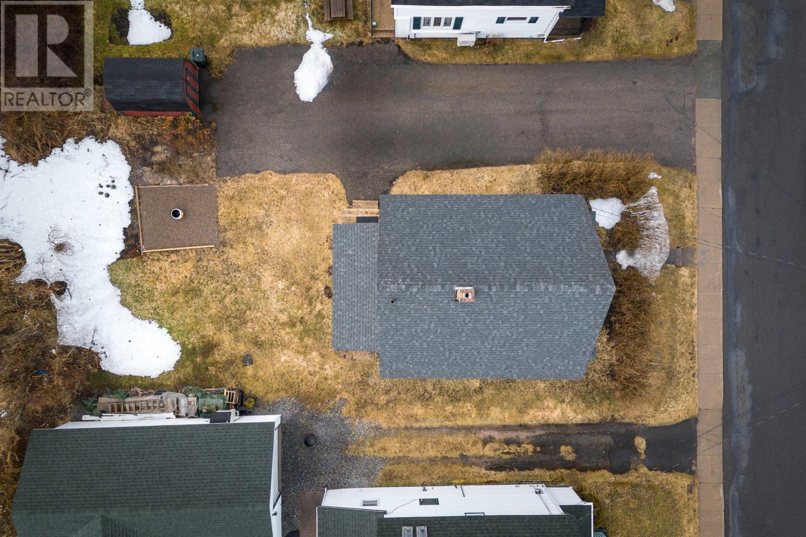 7 Cottage Street, Sydney Mines, Nova Scotia  B1V 2N3 - Photo 37 - 202405307