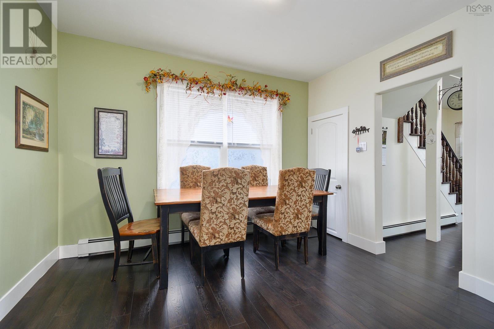 7 Cottage Street, Sydney Mines, Nova Scotia  B1V 2N3 - Photo 9 - 202405307