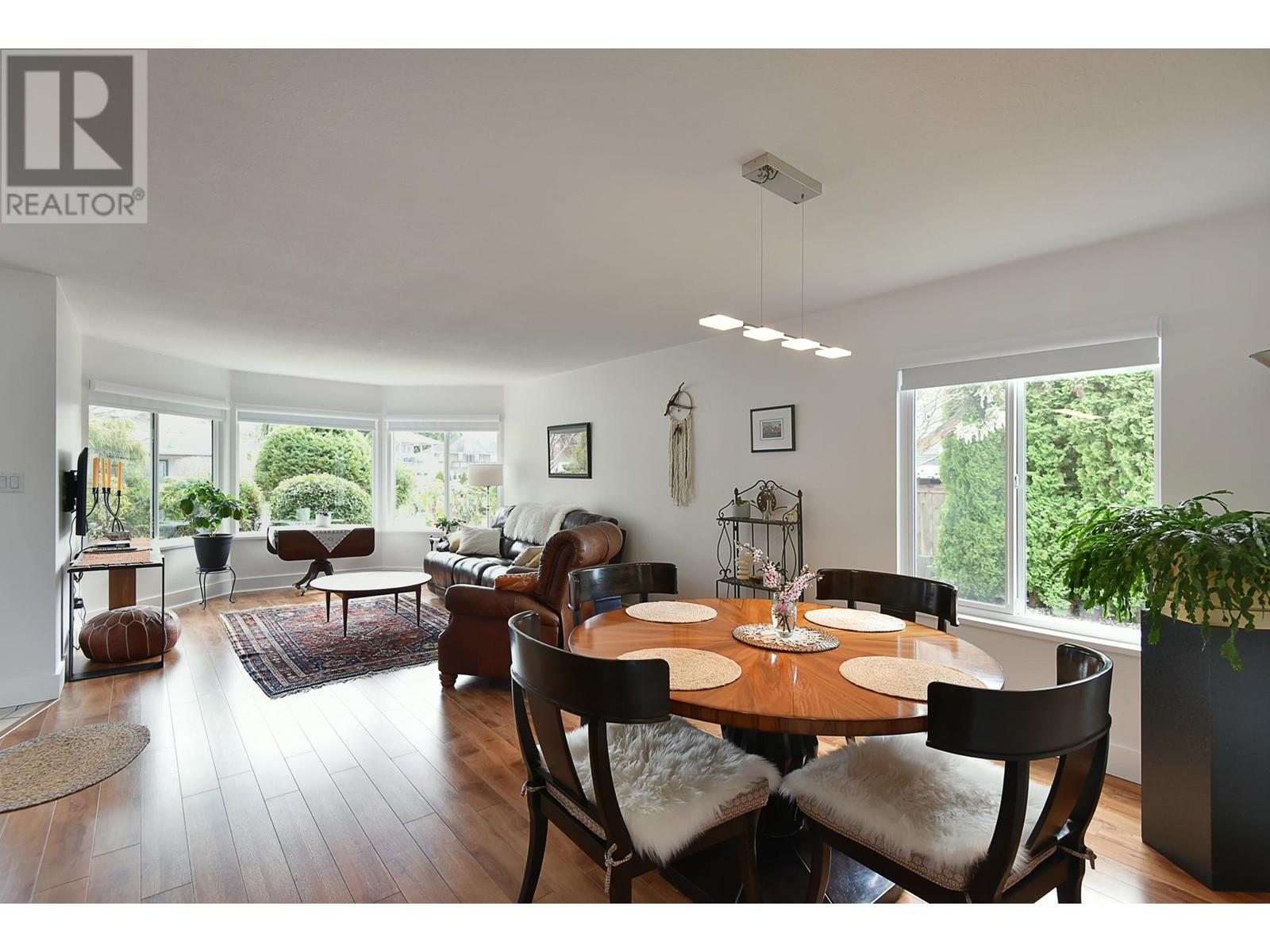 4883 Bluegrouse Drive, Sechelt, British Columbia  V7Z 0G4 - Photo 7 - R2862406