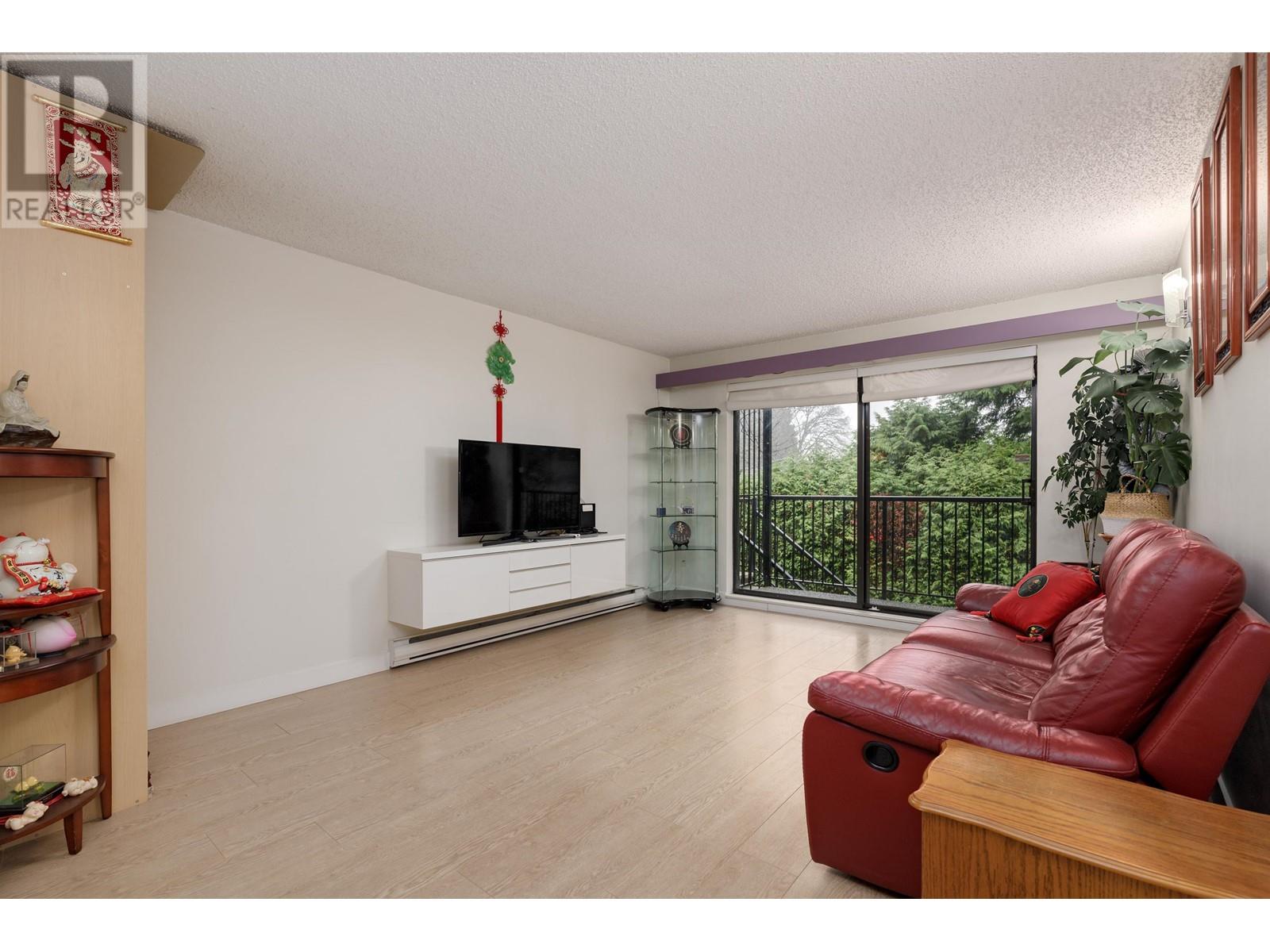 11 7567 HUMPHRIES COURT, Burnaby