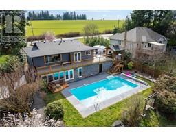 1323 Cherry Point Rd Cowichan Bay